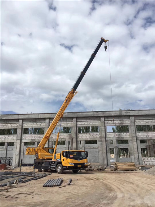 巫溪县吊装作业前会做设备检查吗？安全保障措施有哪些？